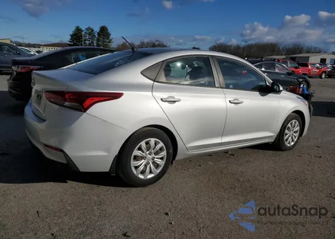 2018 Hyundai Accent Se z USA, uszkodzony, nr VIN 3KPC24A37JE033173